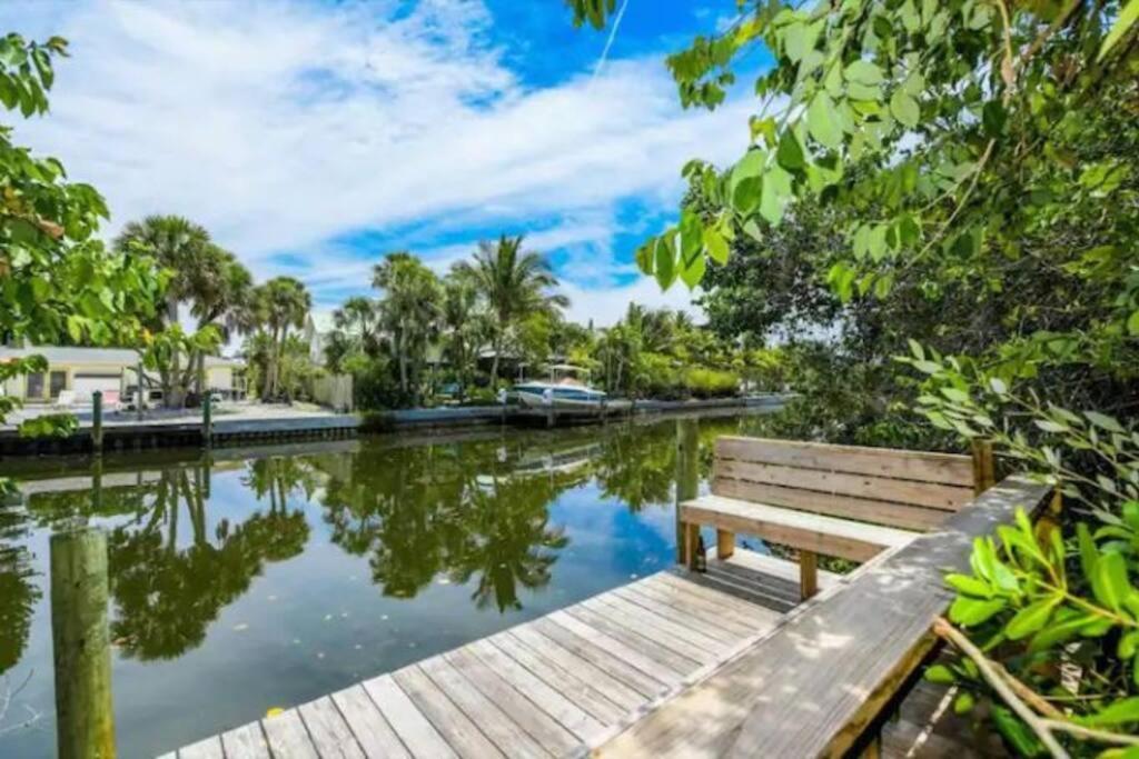 Walk To The Beach - Island Villa Siesta Key Bagian luar foto