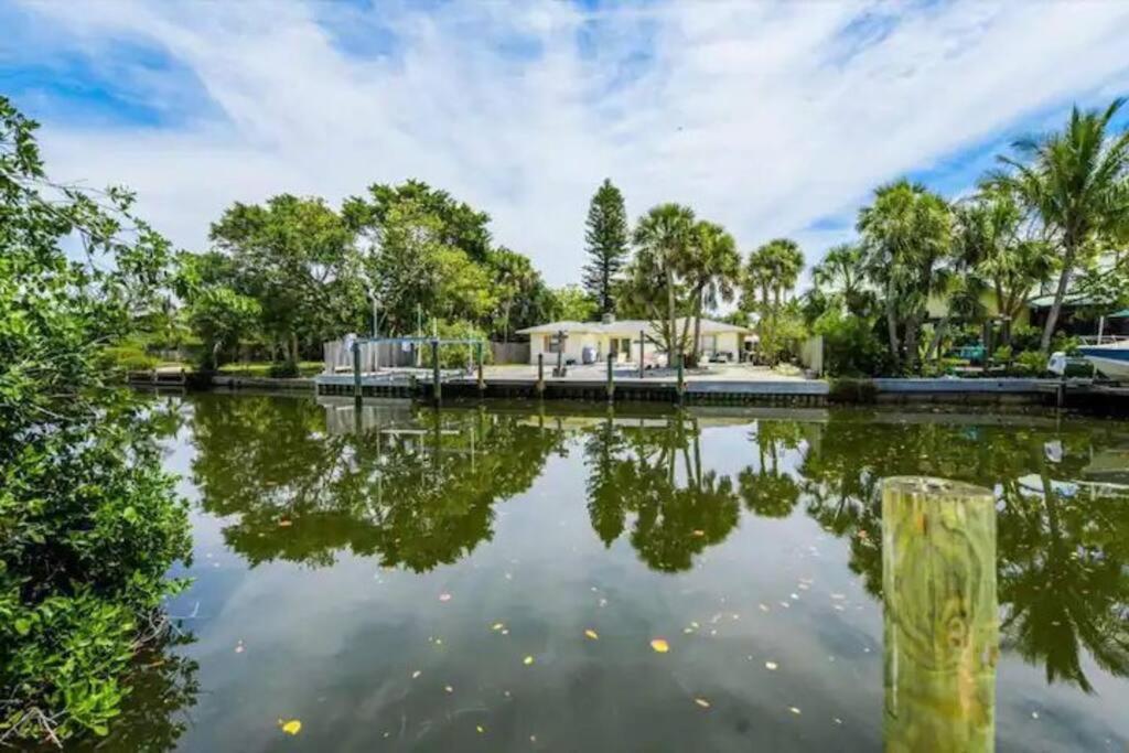 Walk To The Beach - Island Villa Siesta Key Bagian luar foto